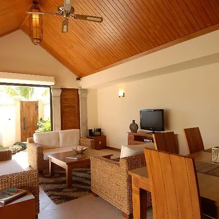 Oasis Villas